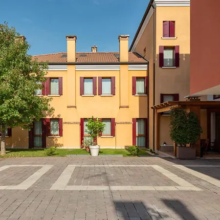Unahotels Eco Hotel Villa Costanza Venezia-3